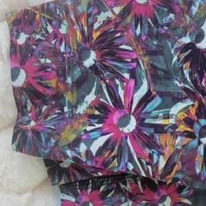 Base Pace high rise 25" crop legging